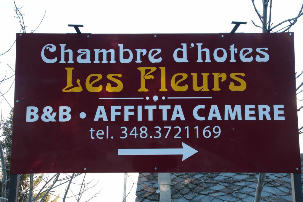 Chambres D'Hotes Les Fleurs Pila  Extérieur photo